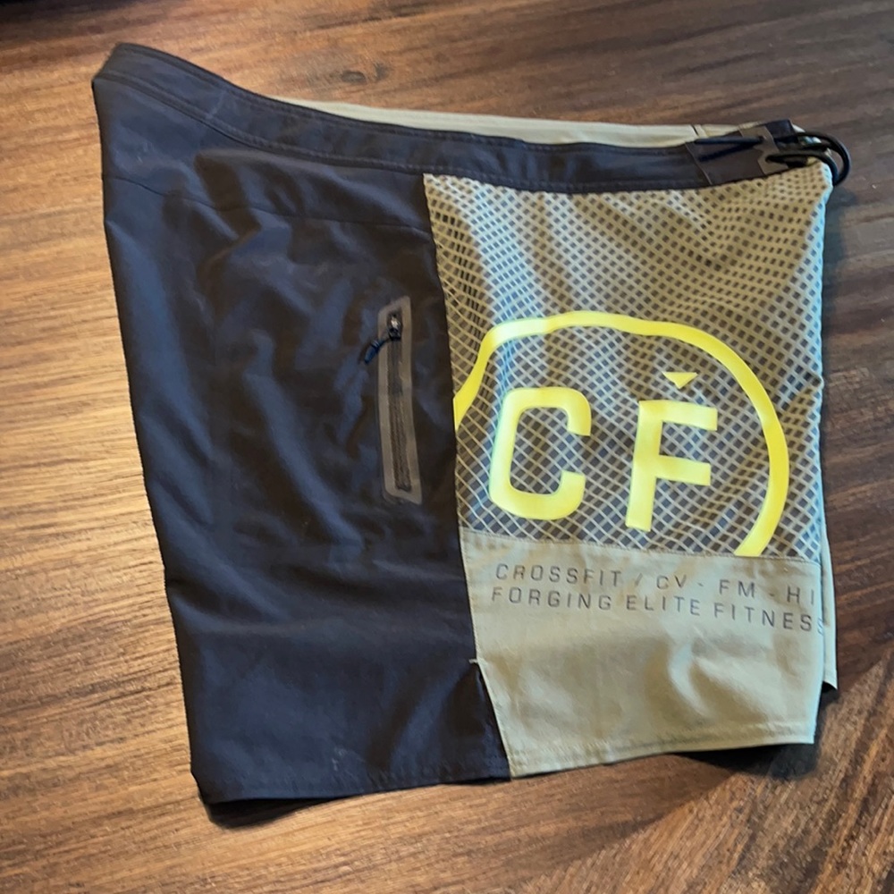 Reebok CrossFit workout shorts GUC